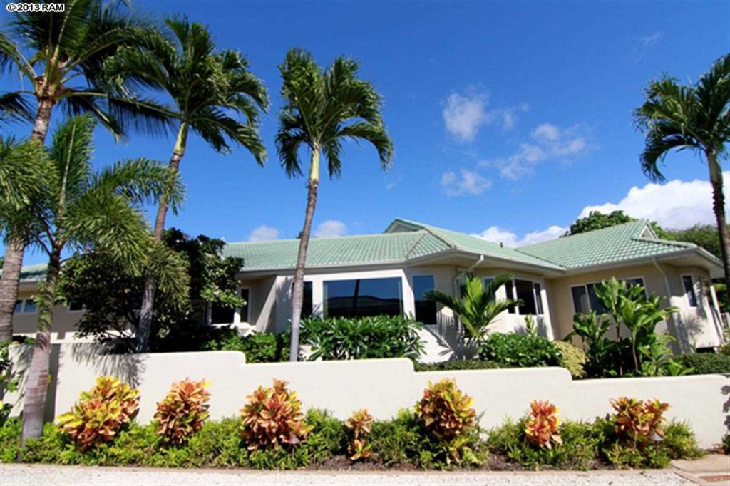 buying homes in wailea maui